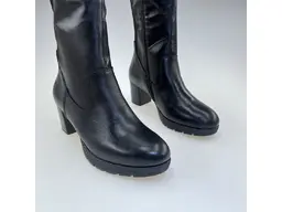 Pohodlné dámske teplé čierne čižmy 77684-00