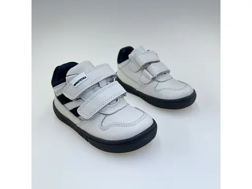 Detské biele pohodlné kvalitné poltopánky Dero white