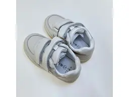 Detské biele pohodlné kvalitné poltopánky Ivka white