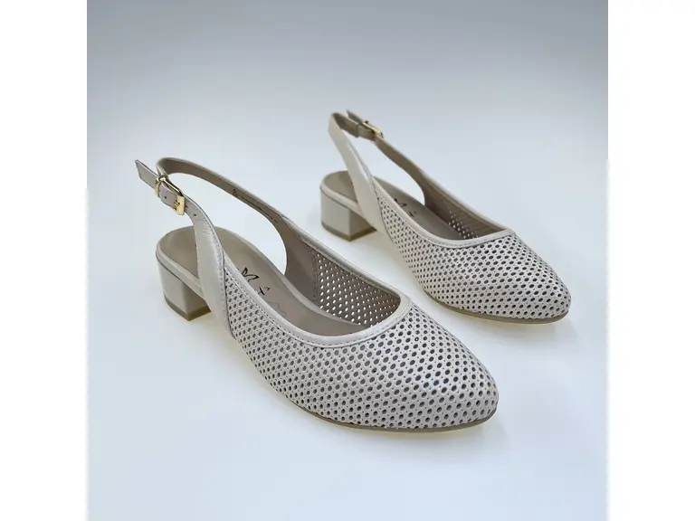 Dámske pohodlné mäkučké béžové širšie sandálky 9-29602-44-404