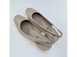 Dámske pohodlné mäkučké béžové  sandálky 9-29500-42-433