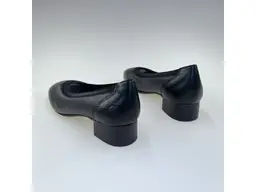 Dámske pohodlné širšie čierne lodičky 43452-00