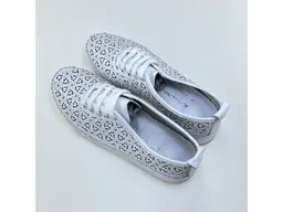 Dámske biele kožené poltopánky Bombonella ASP729L-L8-10