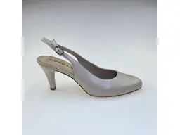 Dámske béžové kožené sandále Caprice 9-29606-42-220