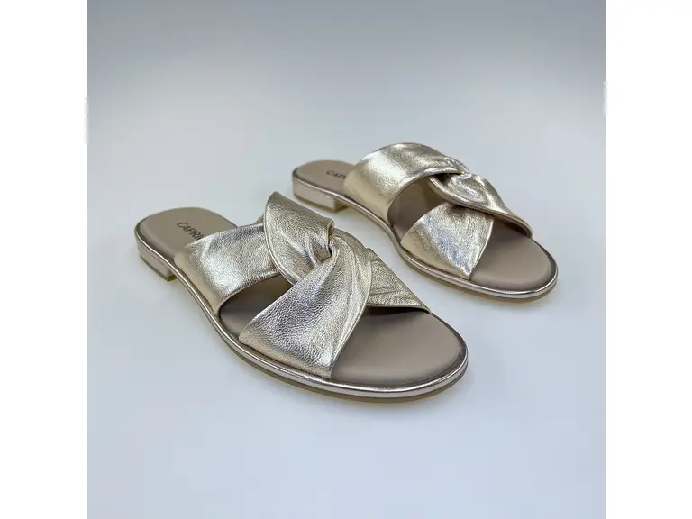 Dámske zlaté kožené sandále Caprice 9-27100-42-959