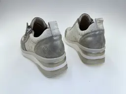 Dámske béžové poltopánky Remonte D2401-61