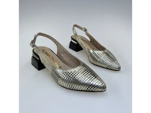 Dámske kožené sandále Bombonella 335.702