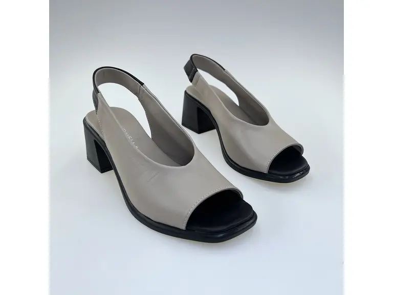 Dámske kožené sandále Bombonella 090.5018