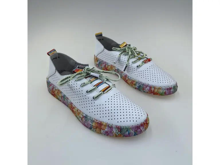 Dámske biele mäkučké kožené poltopánky Artiker 58C0444