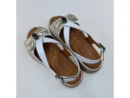 Dámske mäkučké kožené sandále Bombonella – Taliansky šarm a nevídaný komfort ASP282.227-10