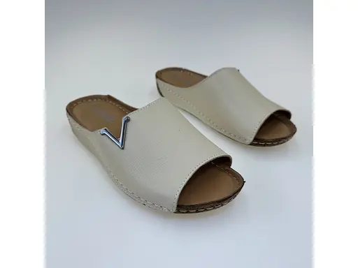 Dámske mäkučké béžové kožené vsuvky Artiker 58C3224-15