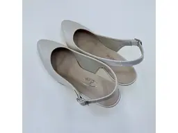 Dámske béžové elegantné pohodlné sandále M003-14M