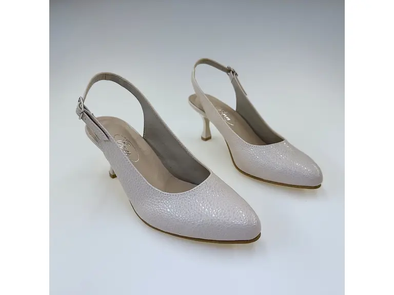 Dámske béžové elegantné pohodlné sandále M003-14P