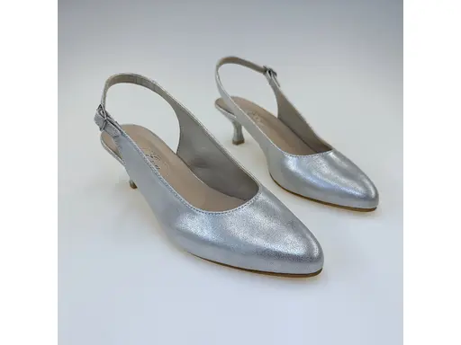 Dámske strieborné elegantné pohodlné sandále M004-AgD