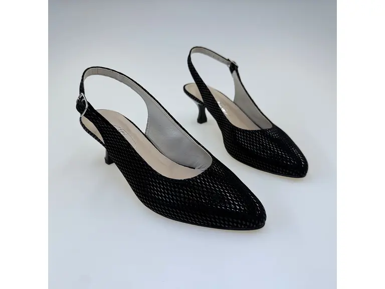 Dámske čierne elegantné pohodlné sandále M004-60R