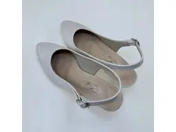 Dámske béžové elegantné pohodlné sandále M004-14M
