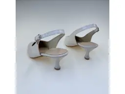 Dámske béžové elegantné pohodlné sandále M004-14M