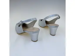 Dámske strieborné elegantné pohodlné sandále M001-AgG1