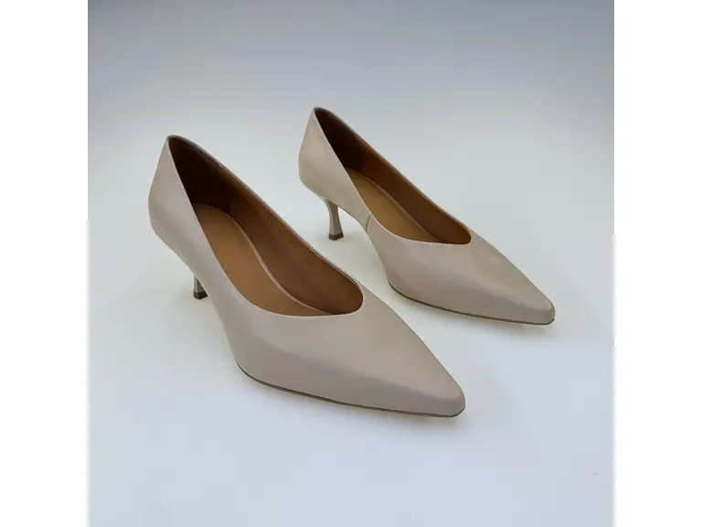 Dámske pohodlné celokožené béžové elegantné lodičky A3969-15