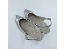 Dámske pohodlné elegantné strieborné sandále M003-AgD