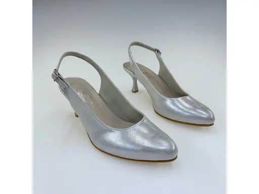 Dámske pohodlné elegantné strieborné sandále M003-AgD