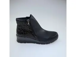 Dámske širšie kožené čierne teplé členkové topánky SHI860/9196-60