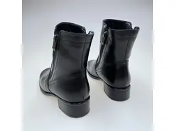 Dámske kvalitné teplé čierne pohodlné členkové topánky BUT310-60